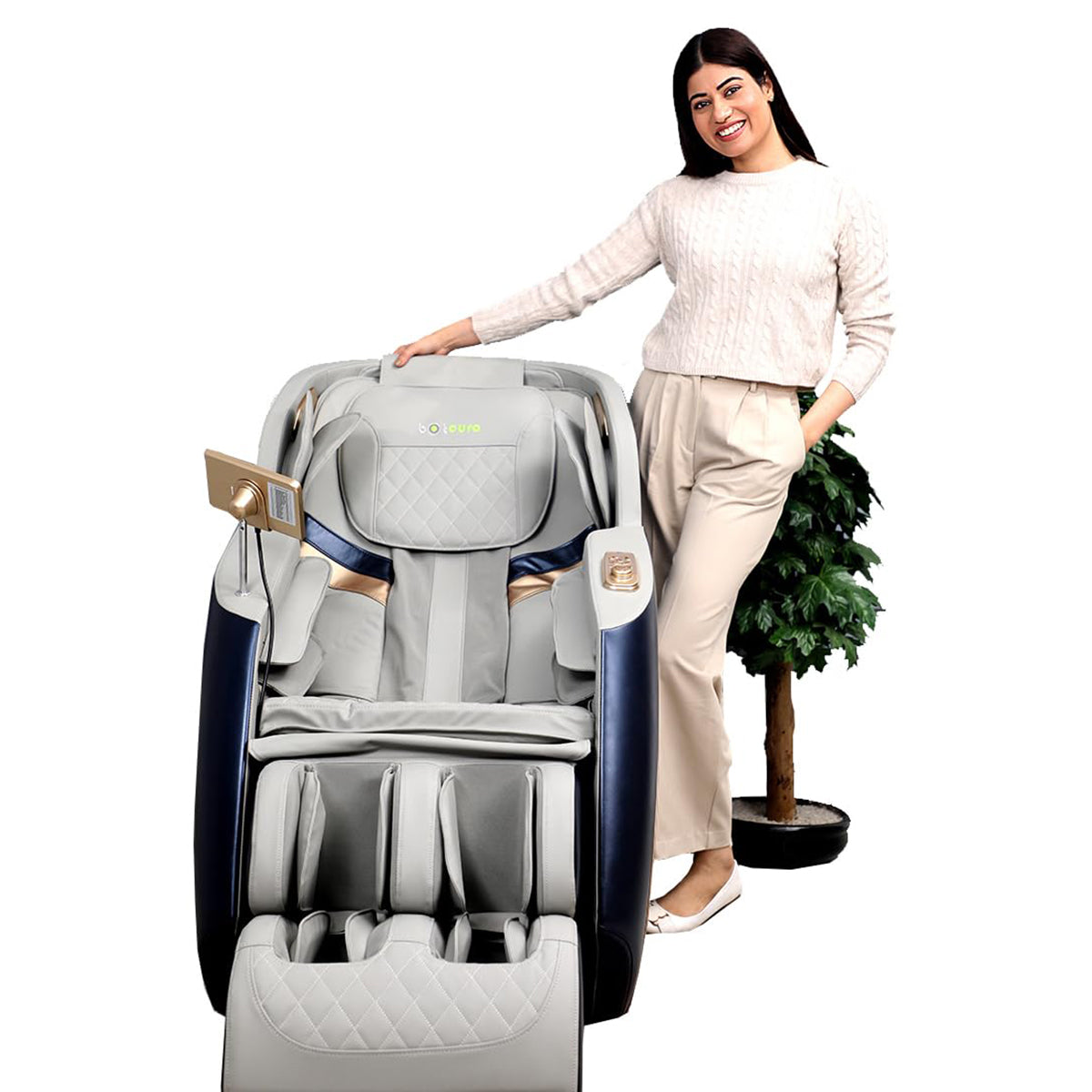 Botcura India Brand 1020 Full Body Massage Chair in Delhi